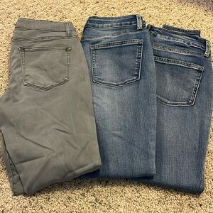 Jeans. From Maurice’s. Worn but still great condition. Skinny jeans. No rips.